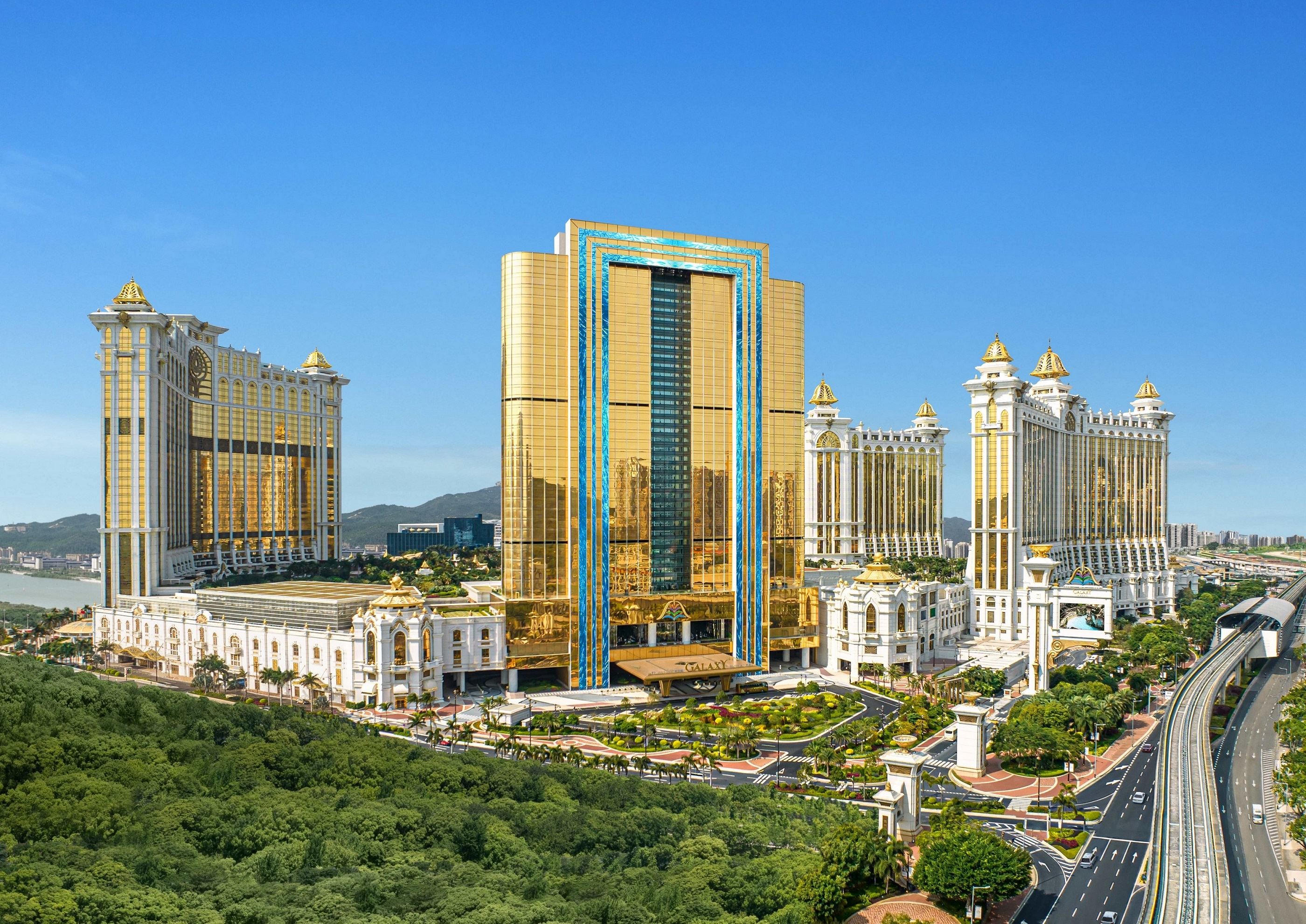 Galaxy Macau, the world-class luxury integrated resort, stands as a premier culinary destination, offering exquisite gastronomic creations from around the globe and ensuring that every visit to Macau is vibrant and memorable.