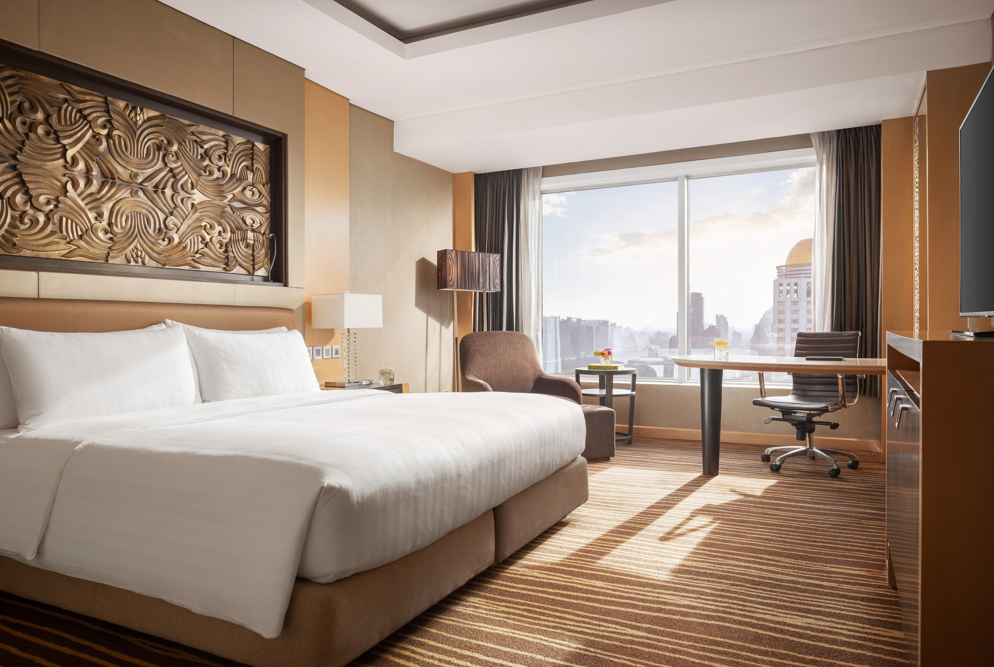 Amari Watergate Bangkok Grand Deluxe Skyline View King