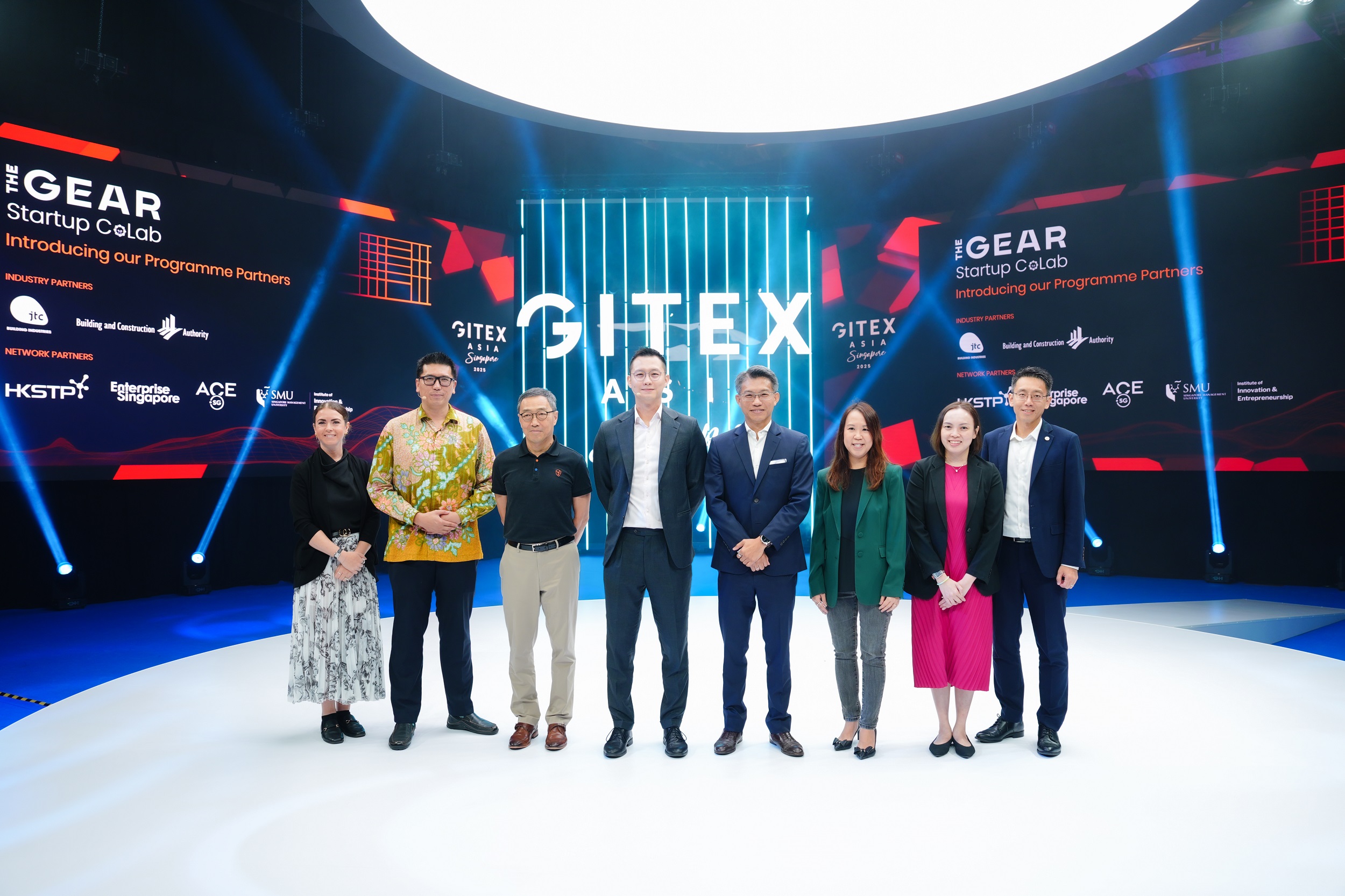 Leaders from the built environment and innovation ecosystem gathered to announce the partnership for The GEAR by Kajima Startup CoLab Programme (From left): Beth Henderson, Lead, Startup Programmes of The GEAR by Kajima; Prof Winston Chow, Professor of Urban Climate at Singapore Management University and Co-Chair of Working Group II, Intergovernmental Panel on Climate Change; Albert Wong, CEO of HKSTP; Luke Wu, Managing Director of The GEAR by Kajima; Heng Teck Thai, Deputy CEO of Building and Construction Authority; Christine Wong, Assistant CEO of Cluster Group, JTC Corporation; Magdalene Loh, Deputy Executive Director of Manufacturing, Enterprise Singapore; and Patrick Lim, CEO of Action Community for Entrepreneurship.